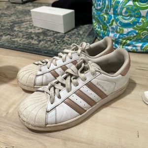 Rose Gold Adidas Superstar 7W/5.5M